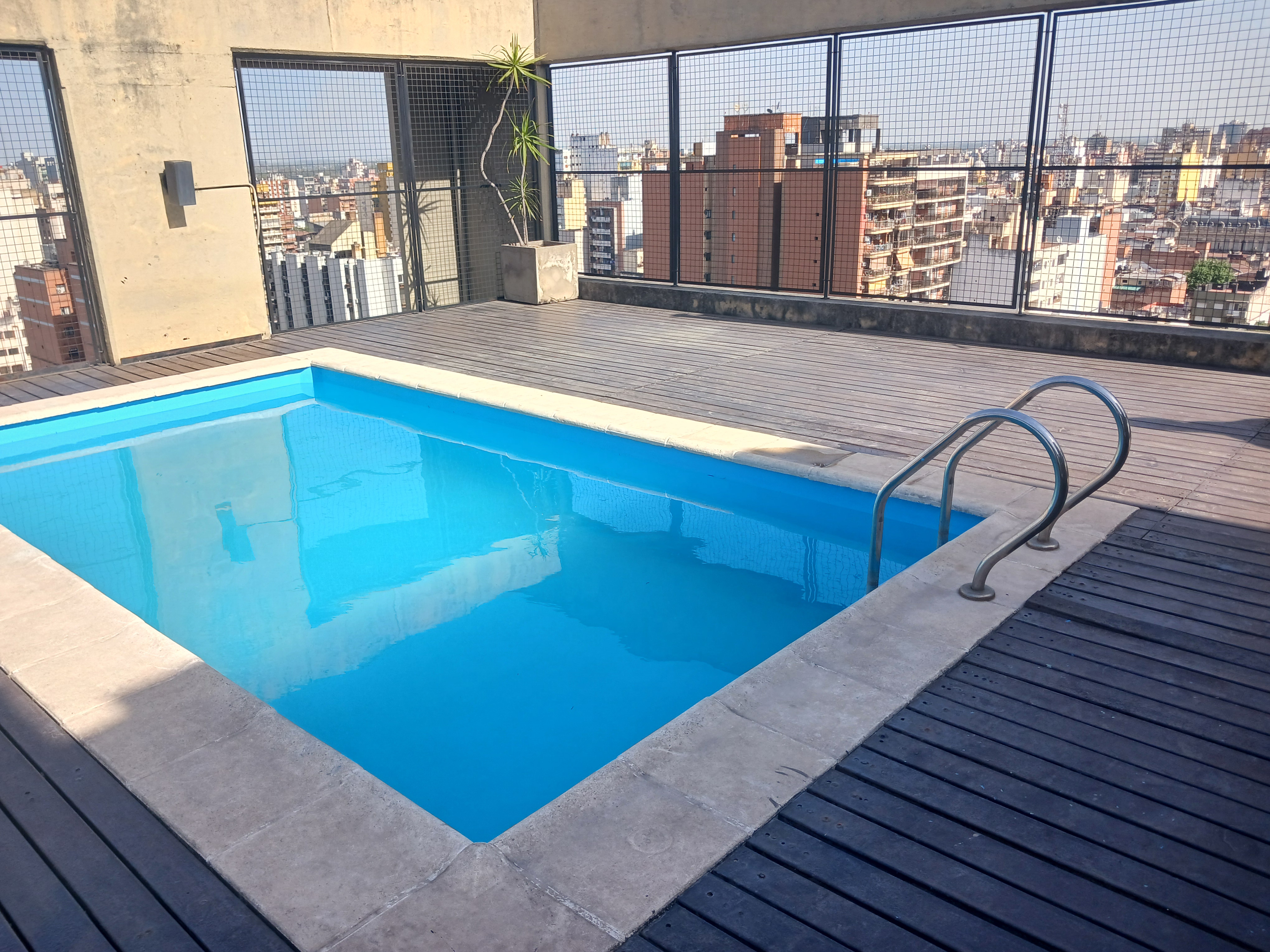 VENTA DEPARTAMENTO  - 📍  Junin al 600 