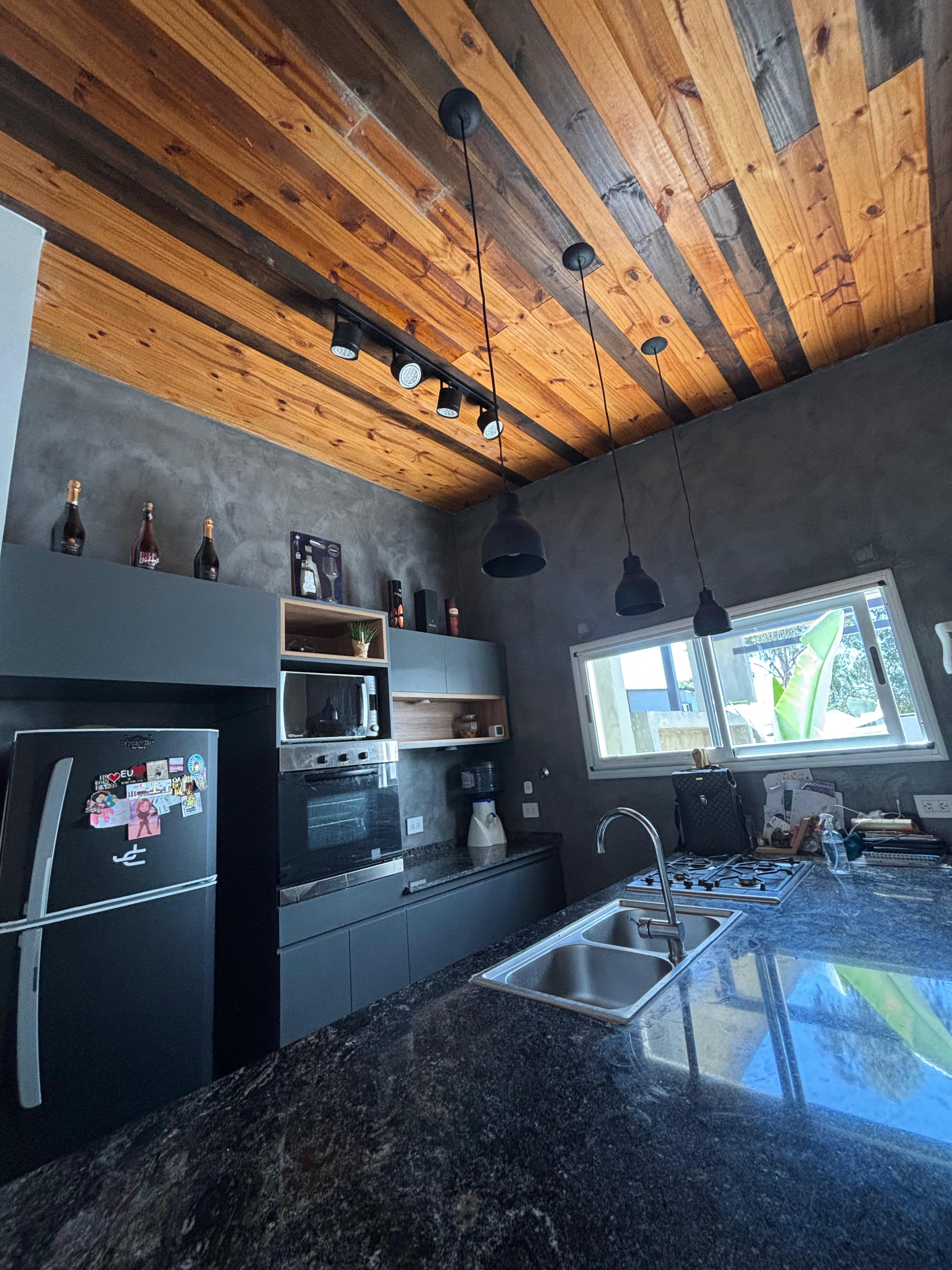 VENTA CASA  - 📍 BARRIO ALTOS DE MANANTIALES 