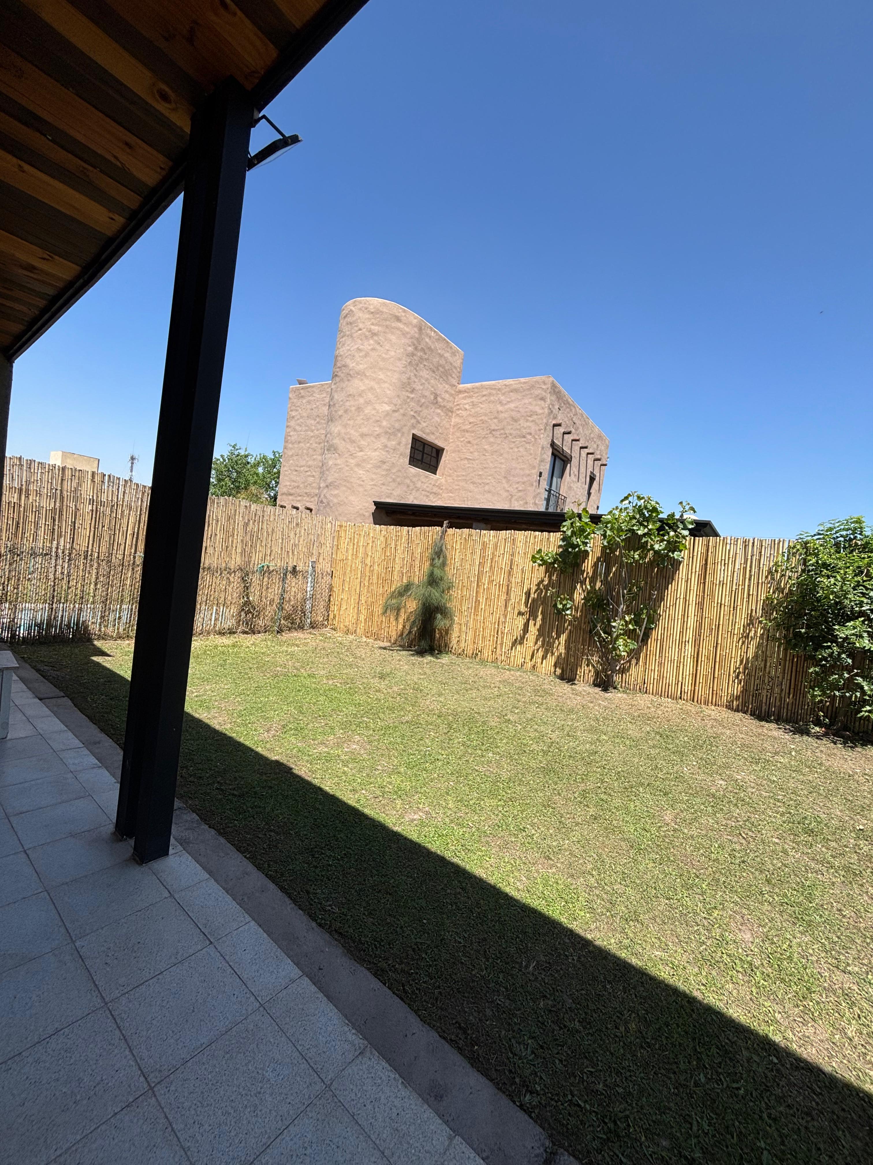 VENTA CASA  - 📍 BARRIO ALTOS DE MANANTIALES 