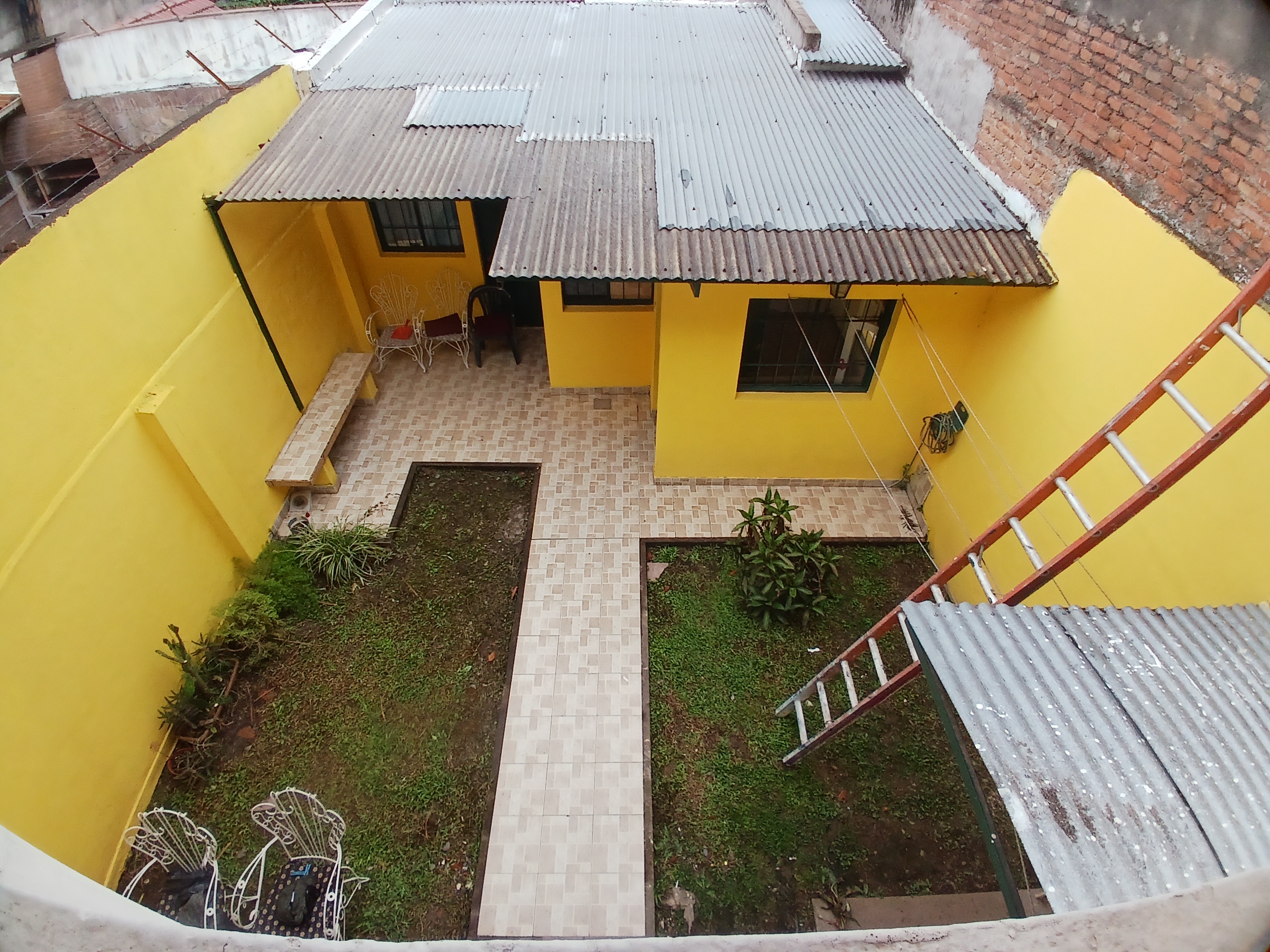 VENTA CASA - 📍 Pje. Tiburcio Padilla al 100